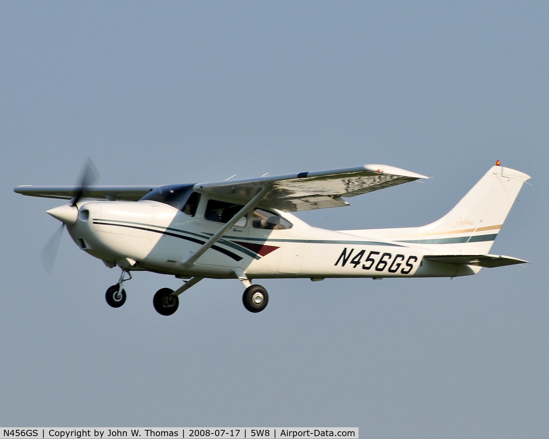 N456GS, Cessna 182S Skylane C/N 18280048, Departing runway 4