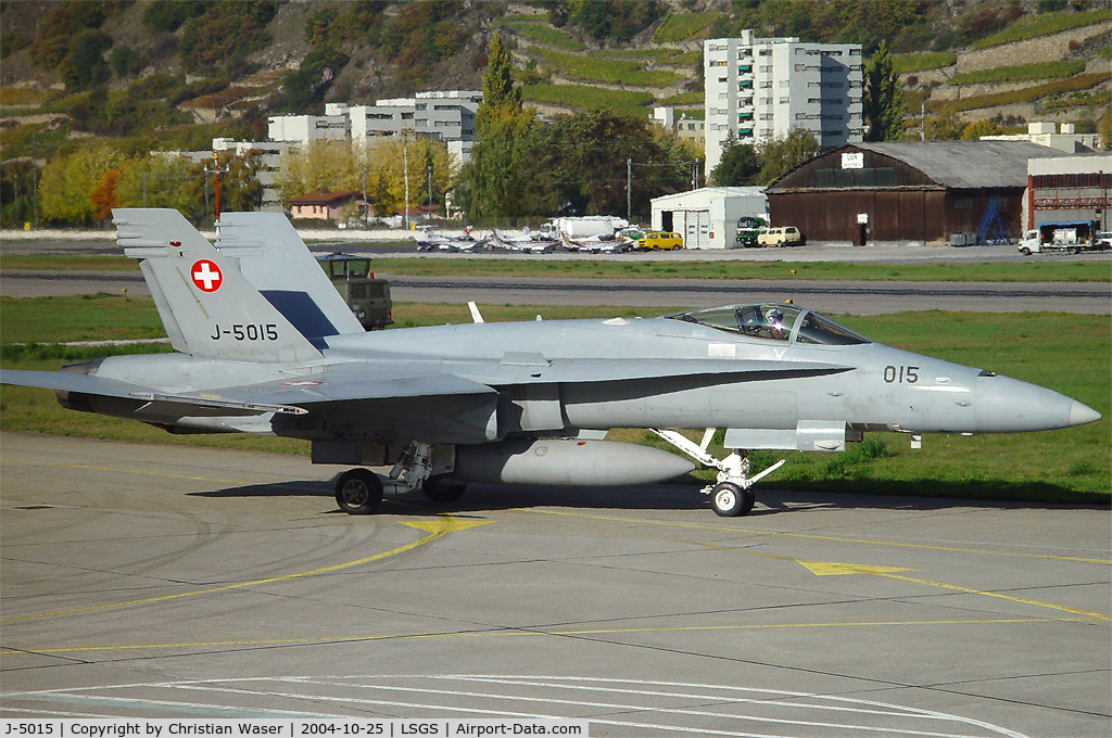 J-5015, McDonnell Douglas F/A-18C Hornet C/N 1361/SFC015, Swiss Air Force