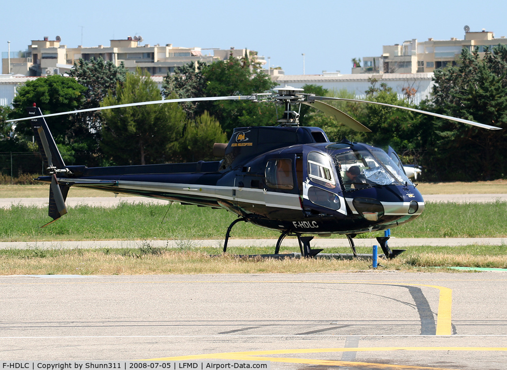 F-HDLC, 1989 Aerospatiale AS-350B-2 Ecureuil C/N 2271, Parked here...