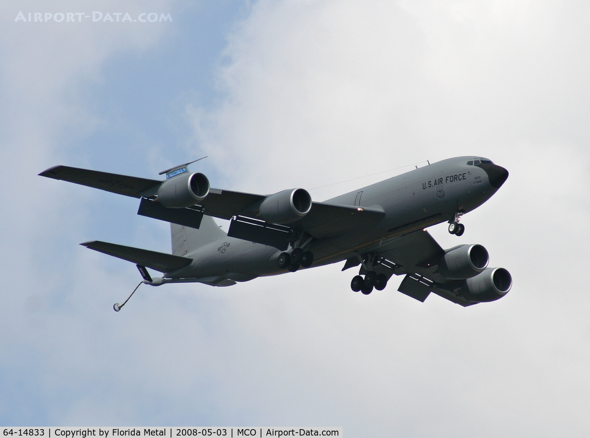 64-14833, 1964 Boeing KC-135A Stratotanker C/N 18773, KC-135 landing at Orlando