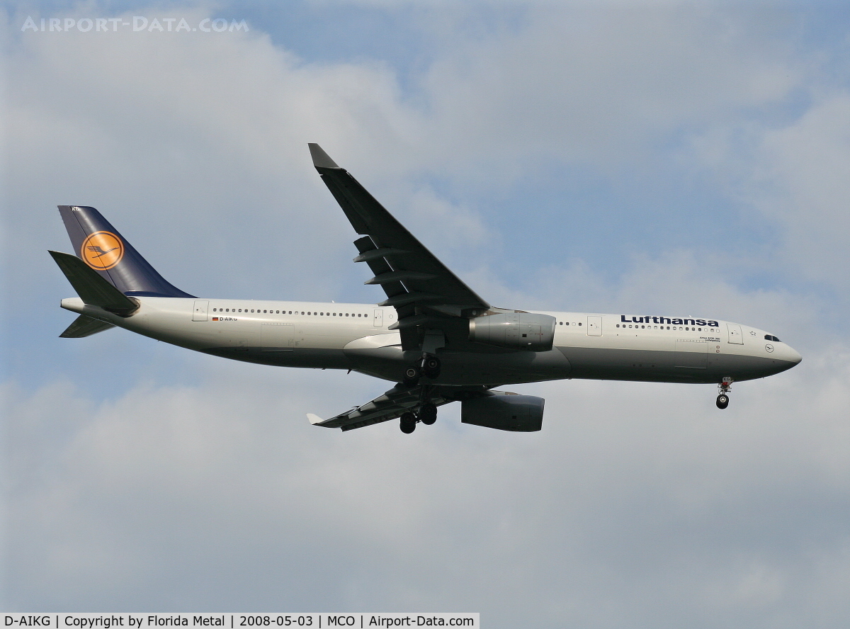 D-AIKG, 2005 Airbus A330-343X C/N 645, Lufthansa A330 arriving from FRA