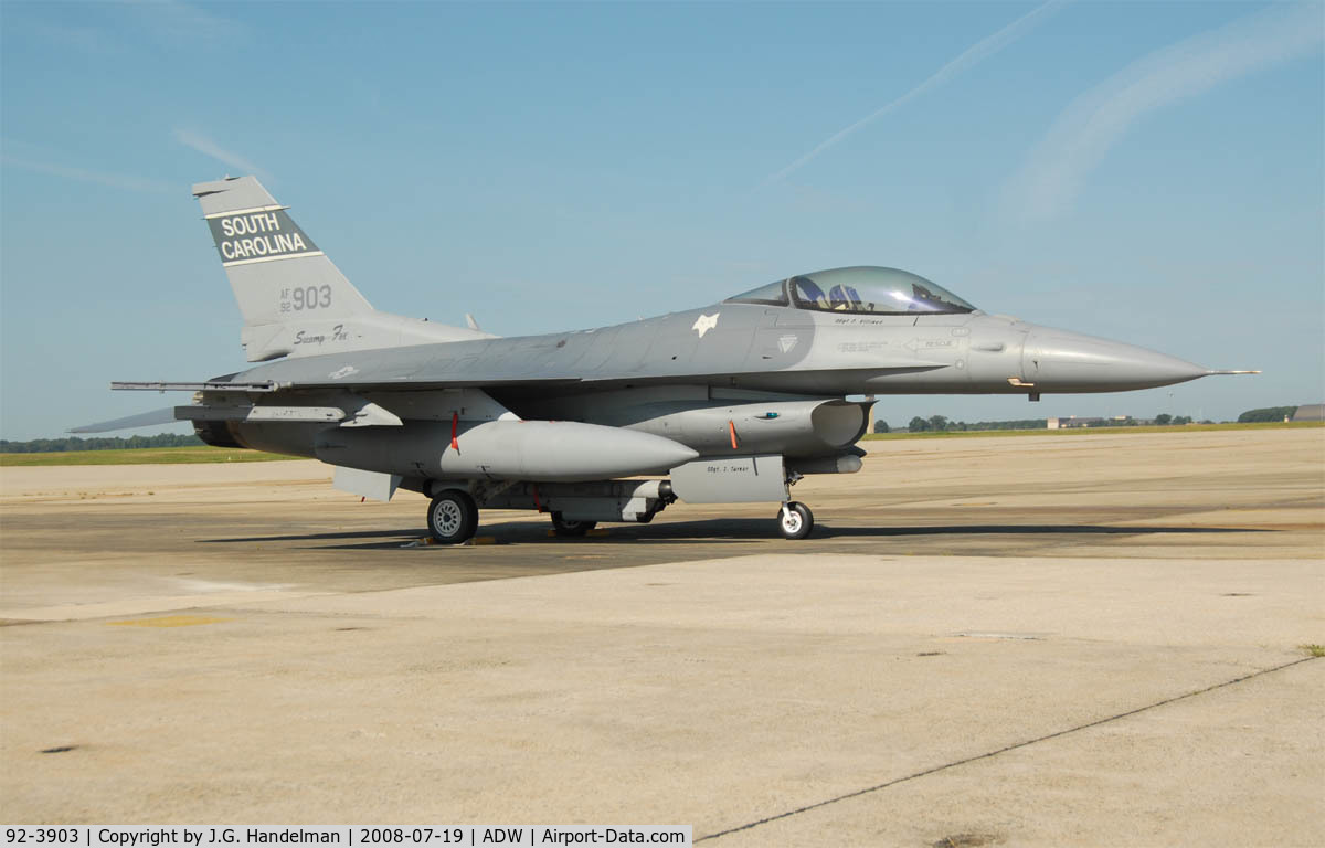92-3903, 1992 General Dynamics F-16CM Fighting Falcon C/N CC-145, F-16CJ at NAF Washington