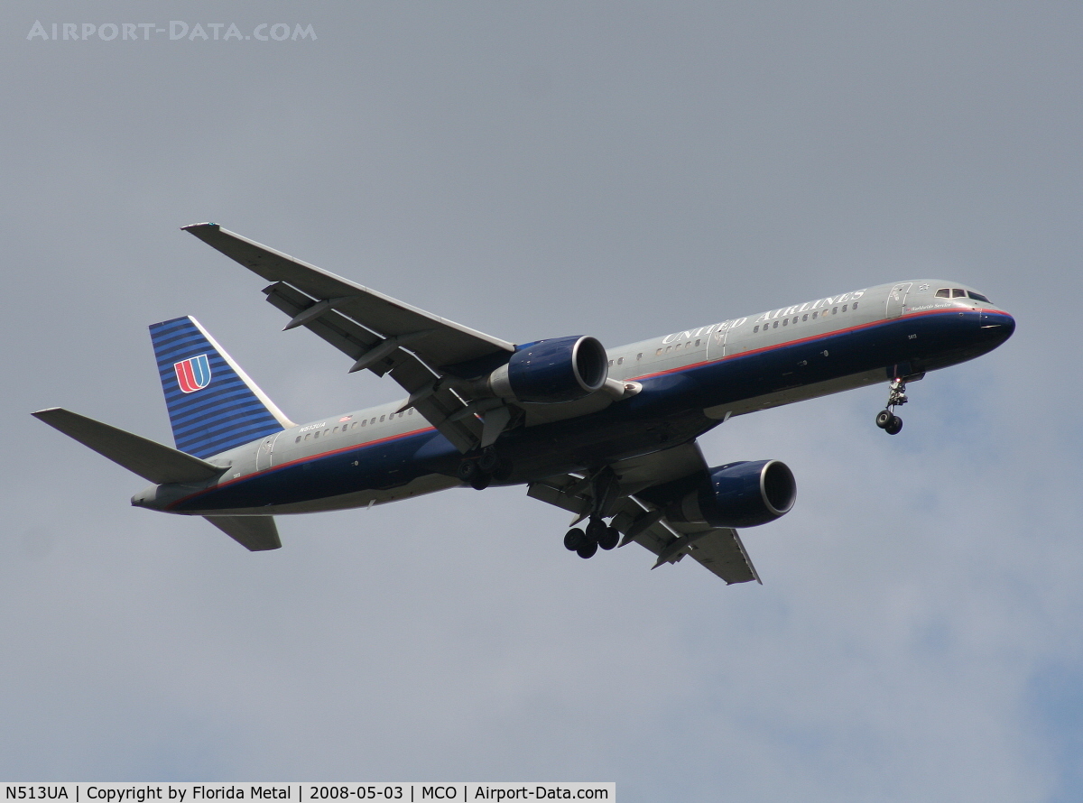 N513UA, 1990 Boeing 757-222 C/N 24810, United 757-200 arriving from LAX