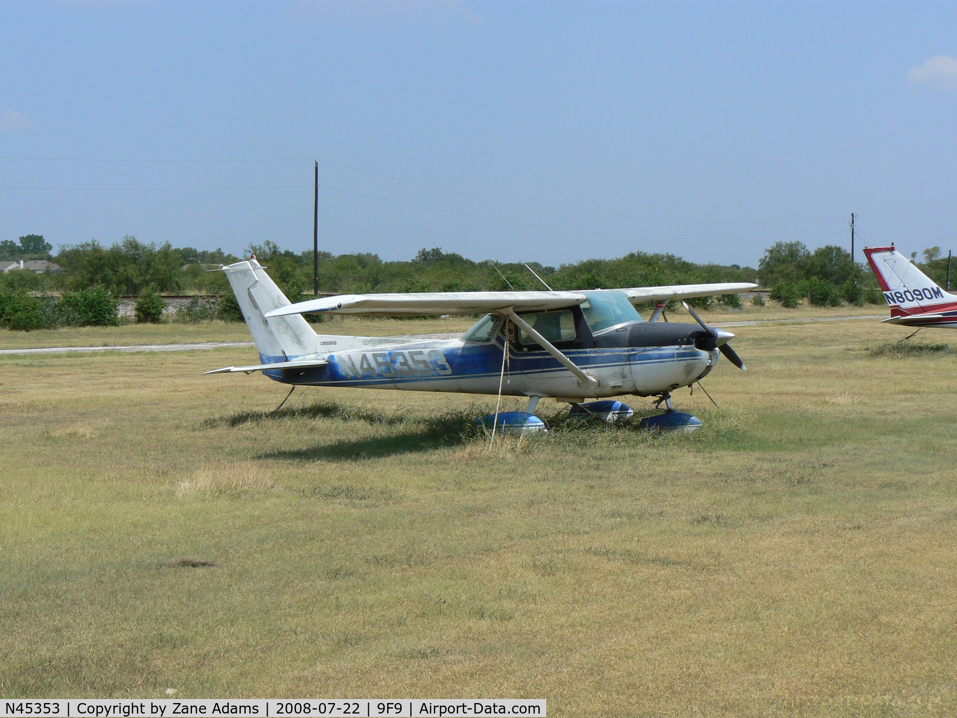 N45353, 1975 Cessna 150M C/N 15076866, At Sycamore Strip, Ft. Worth, TX