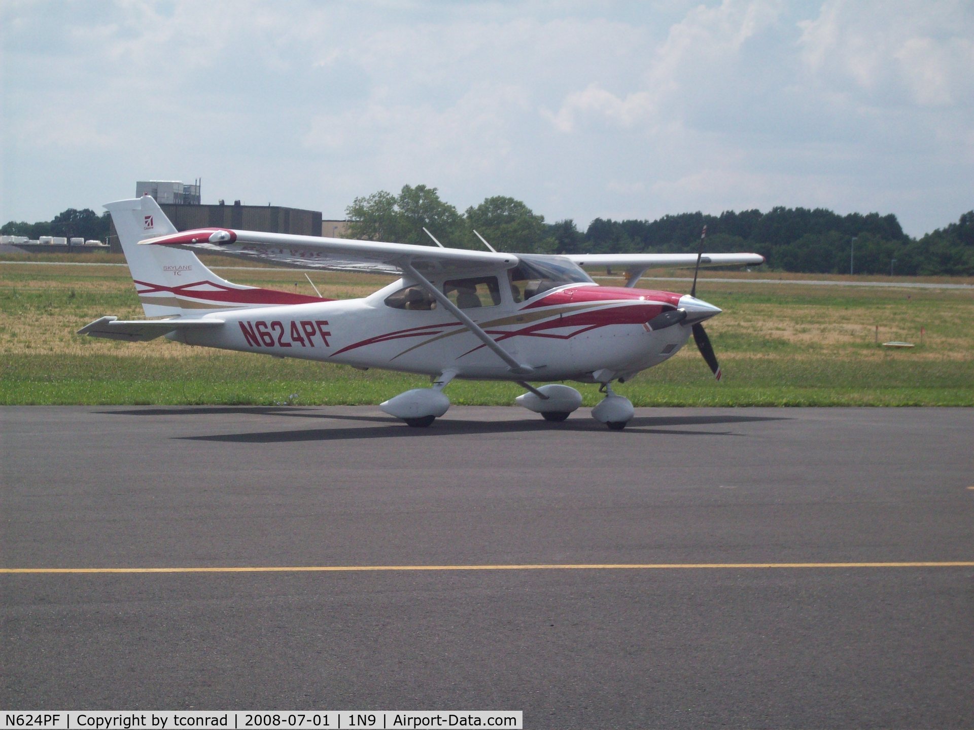 N624PF, 2007 Cessna T182T Turbo Skylane C/N T18208755, at Queen City
