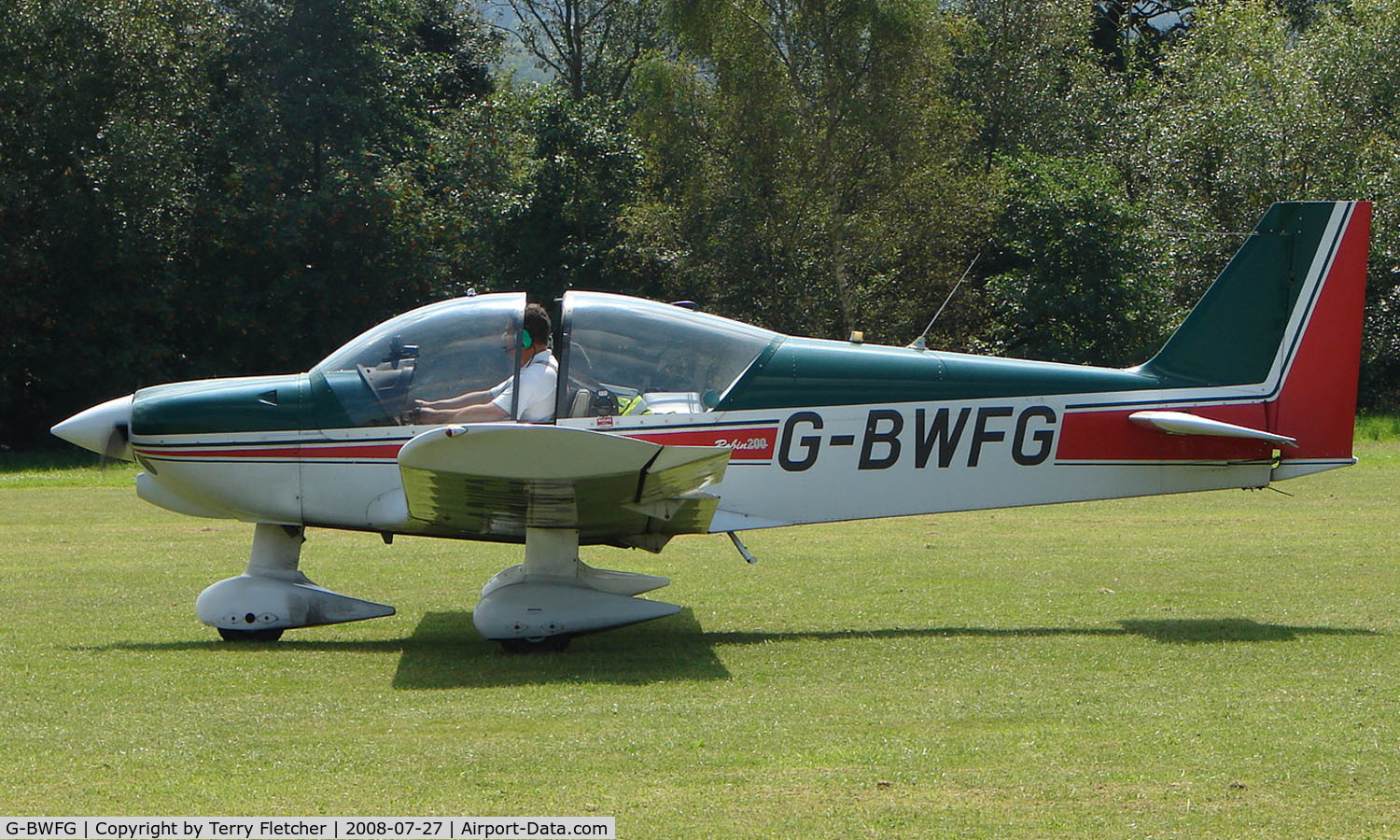 G-BWFG, 1995 Robin HR-200-100 Club C/N 293, Robin HR200 - a visitor to Baxterley Wings and Wheels 2008 , a grass strip in rural Warwickshire in the UK