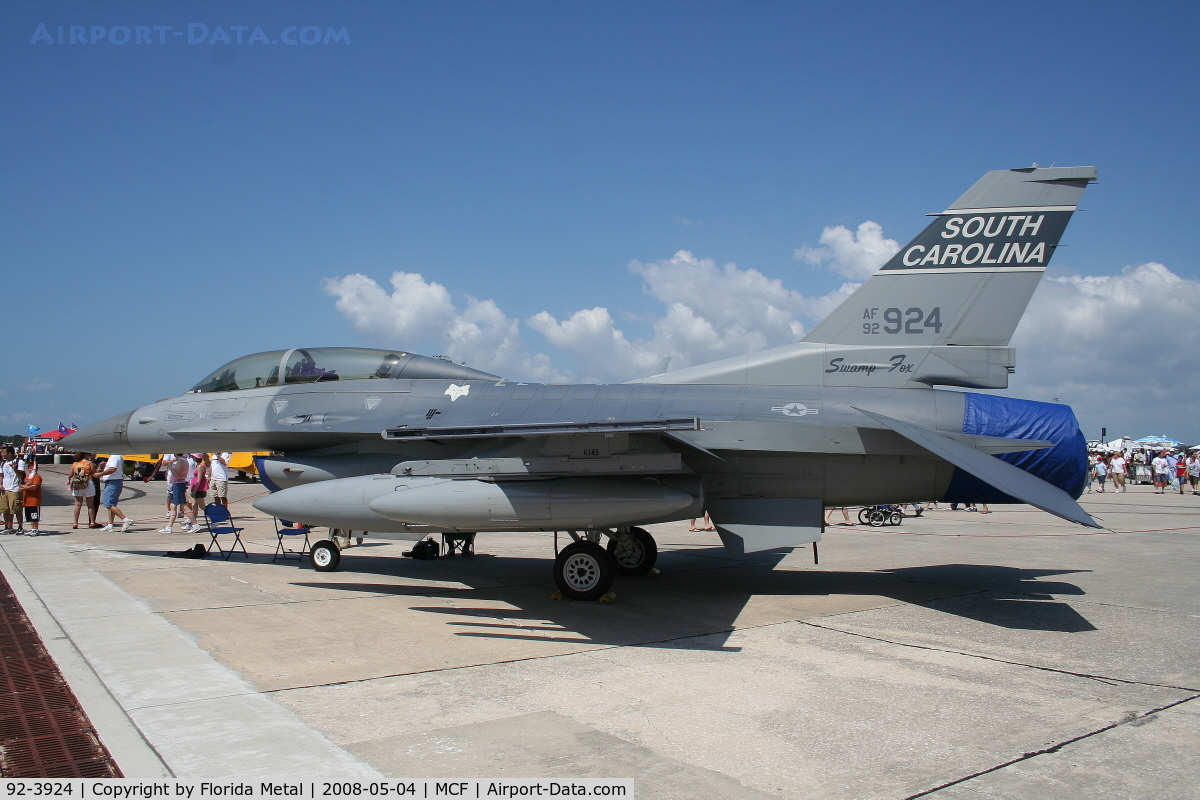 92-3924, 1992 Lockheed F-16D Fighting Falcon C/N CD-37, F-16 Falcon