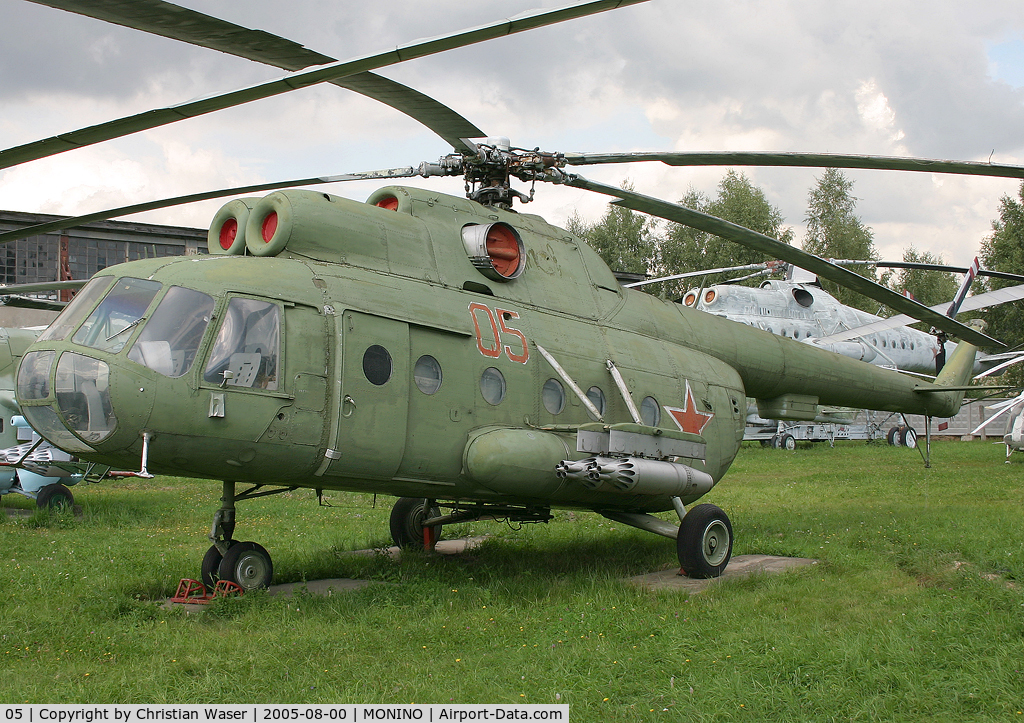 05, 1966 Mil Mi-8T Hip C/N 00604, Mil Mi-8T