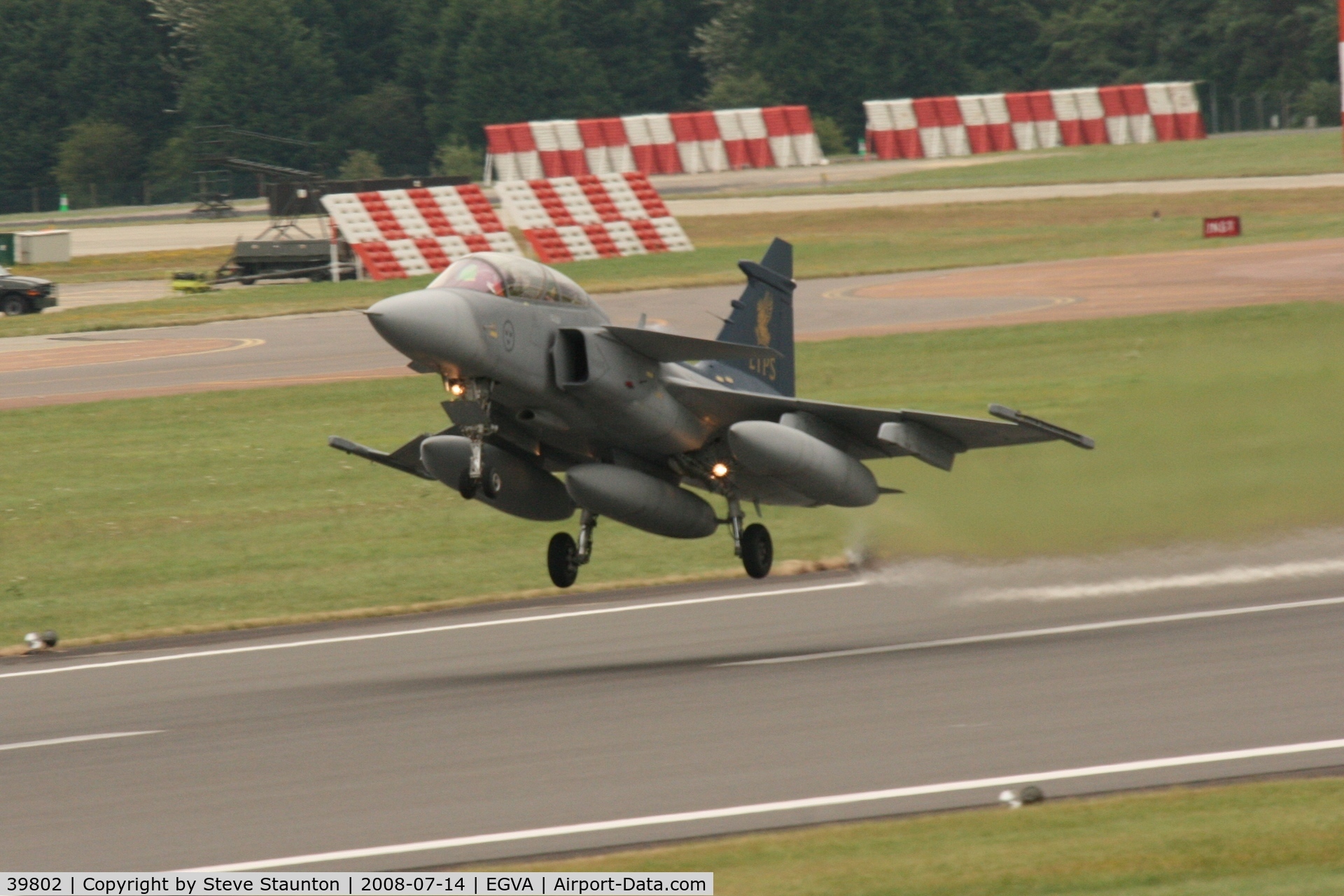 39802, Saab JAS-39B Gripen C/N 39802, Taken at the Royal International Air Tattoo 2008 during arrivals and departures (show days cancelled due to bad weather)