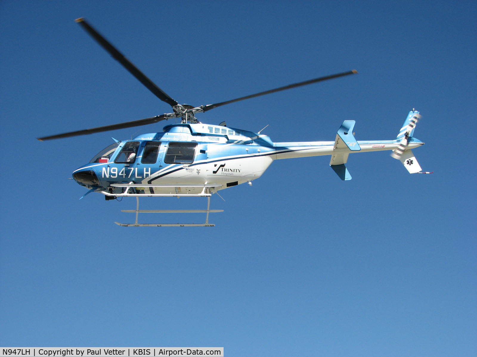 N947LH, 2001 Bell 407 C/N 53509, Executive Air Taxi Corp completion on EMS Helicopter