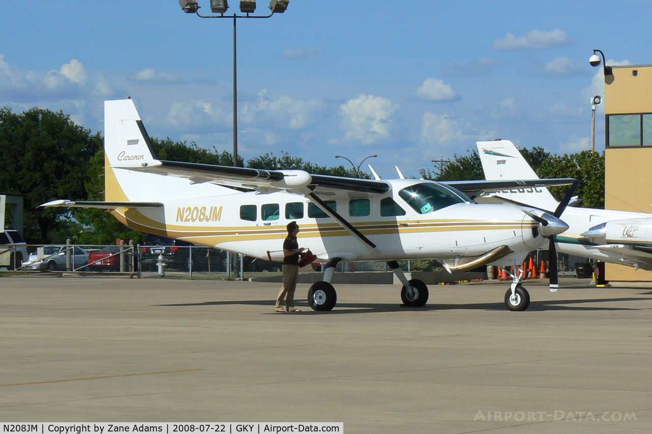 N208JM, 1996 Cessna 208 Caravan 1 C/N 20800247, At Arlington Municipal