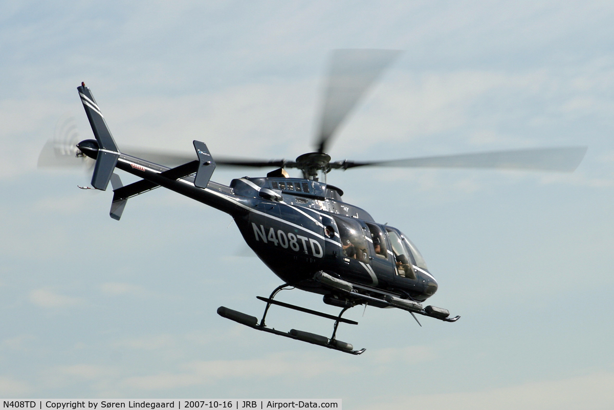 N408TD, 2007 Bell 407 C/N 53771, Outbound for another New York sightseeing