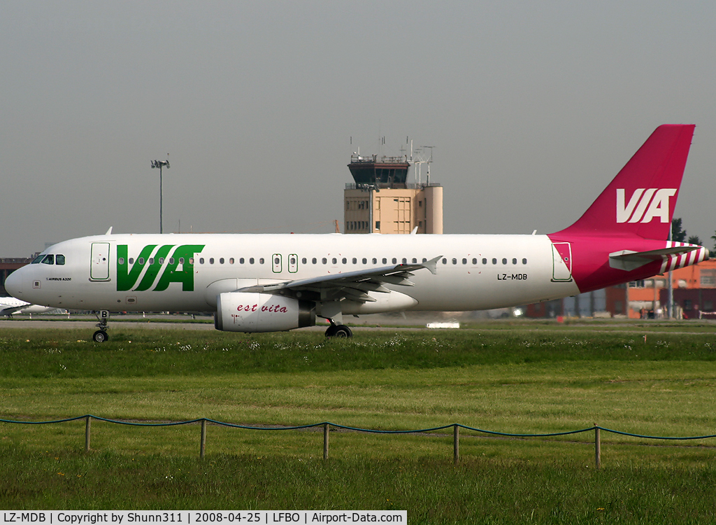 LZ-MDB, 2007 Airbus A320-214 C/N 3125, Ready for departure... rwy 32R