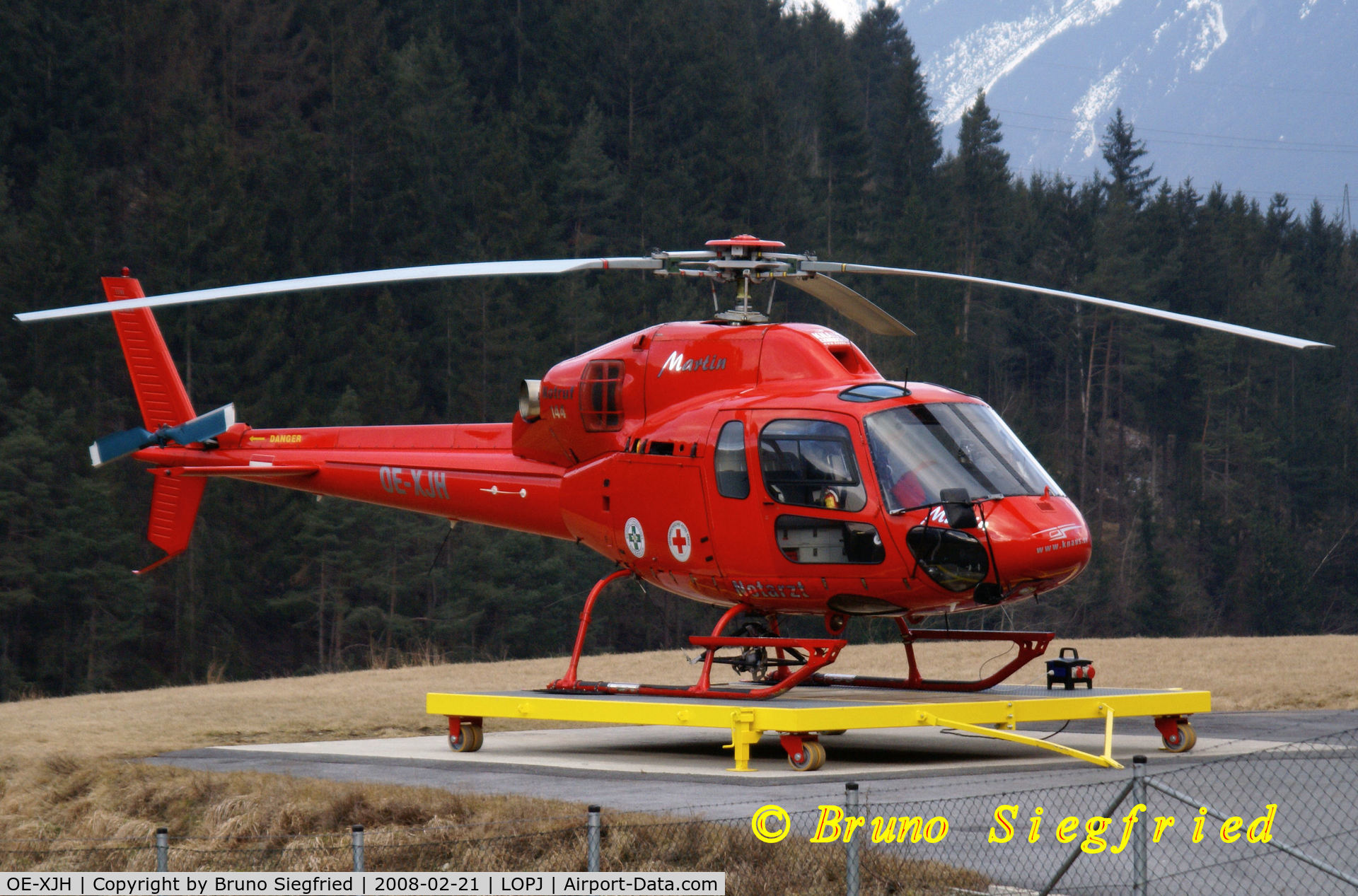 OE-XJH, Eurocopter AS-355N Ecureuil 2 C/N 5590, Karres-Imst Heliport
