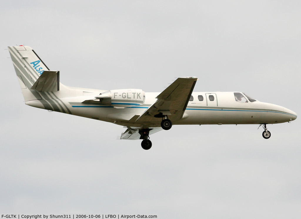 F-GLTK, 1989 Cessna 550 Citation II C/N 550-0609, Landing rwy 14R...