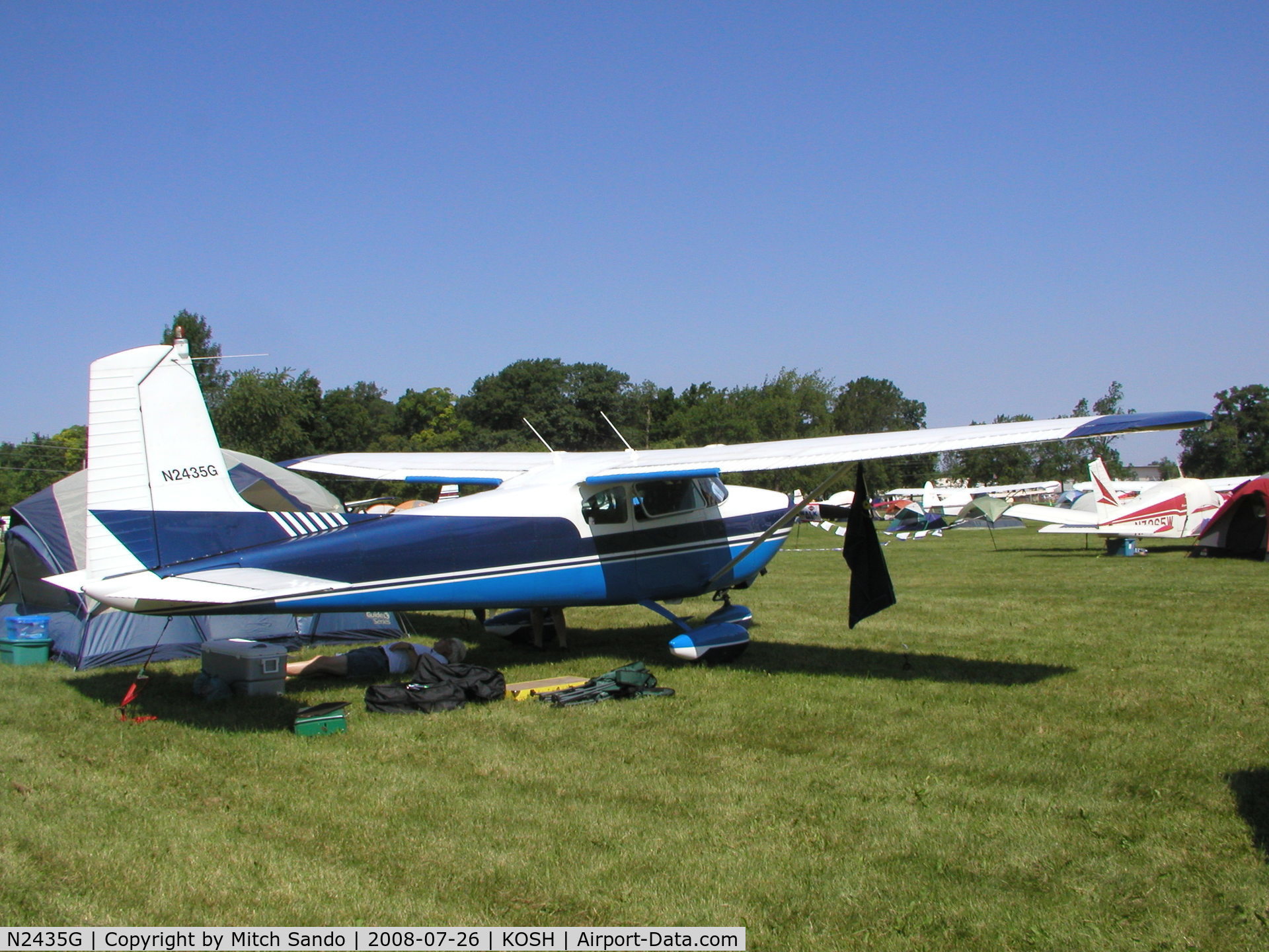 N2435G, 1959 Cessna 182B Skylane C/N 51735, EAA AirVenture 2008.