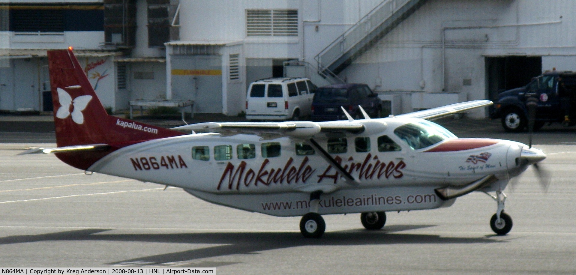 N864MA, 2007 Cessna 208B C/N 208B1275, After arrival from a neigboring island