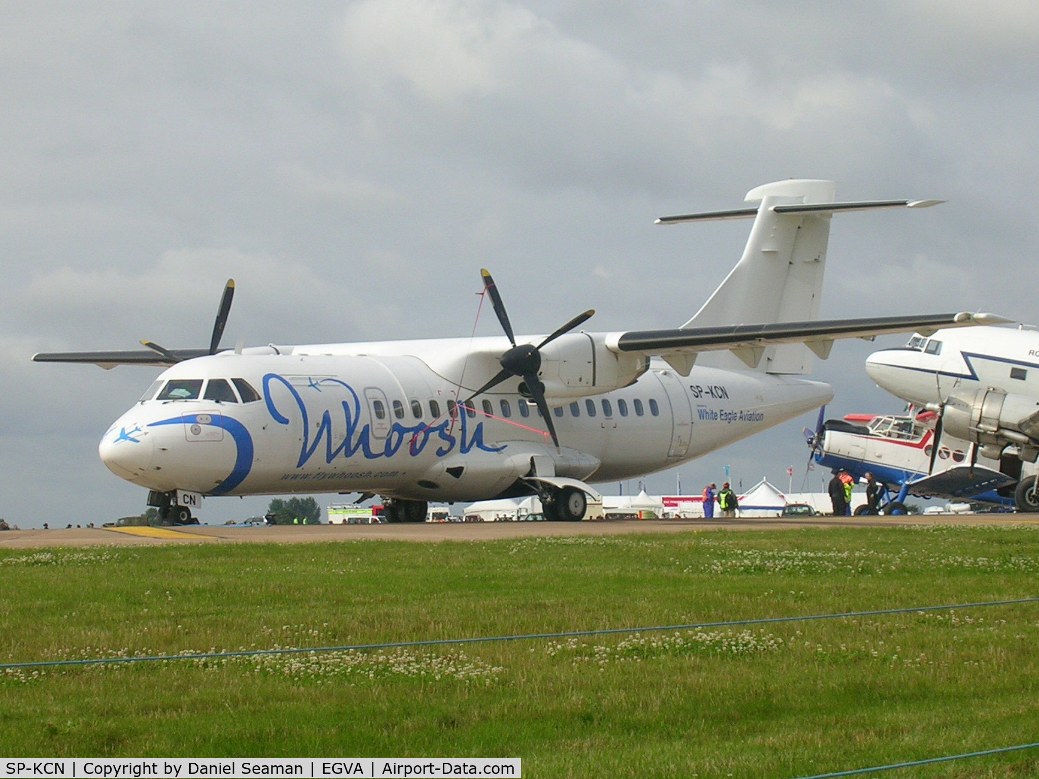 SP-KCN, 1995 ATR 42-320 C/N 409, a charter for riat07