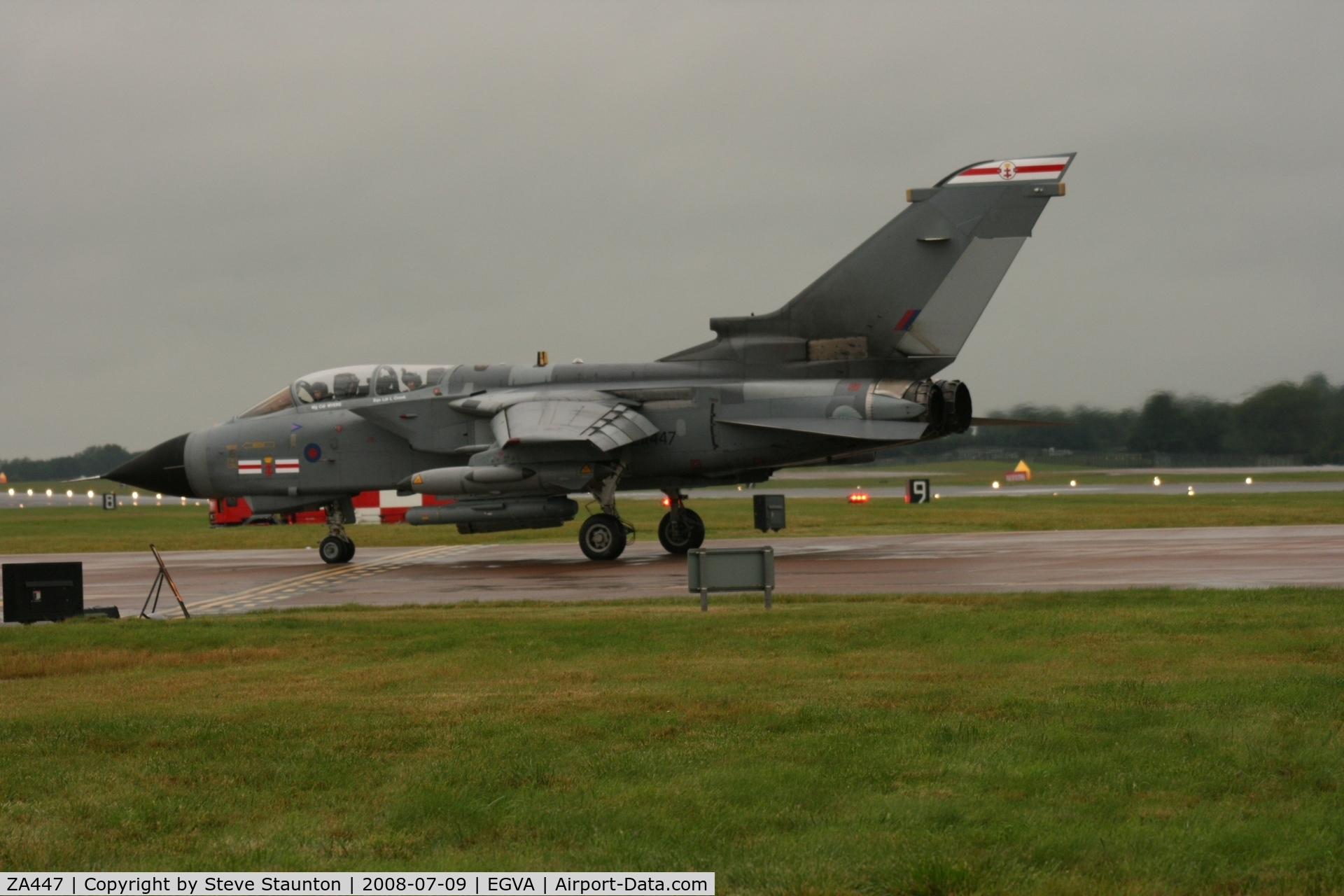 ZA447, 1983 Panavia Tornado GR.4 C/N 235/BS077/3113, Taken at the Royal International Air Tattoo 2008 during arrivals and departures (show days cancelled due to bad weather)