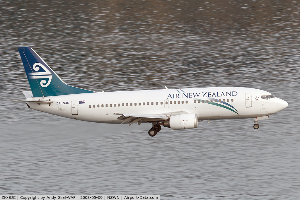 ZK-SJC, 1998 Boeing 737-3U3 C/N 28738, Air New Zealand 737-300