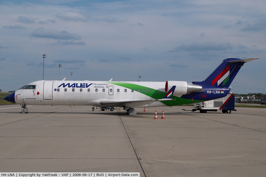 HA-LNA, 2002 Canadair CRJ-100ER (CL-600-2B19) C/N 7676, Malev Regionaljet