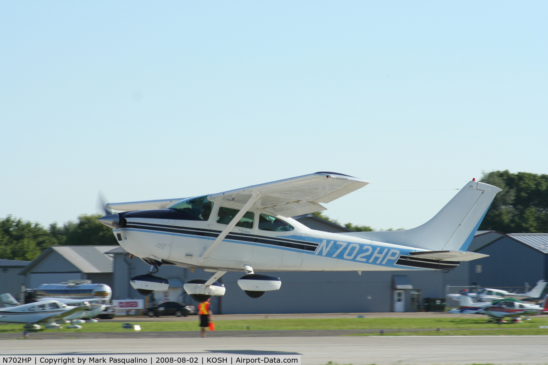 N702HP, Cessna 182R Skylane C/N 18268167, Cessna 182