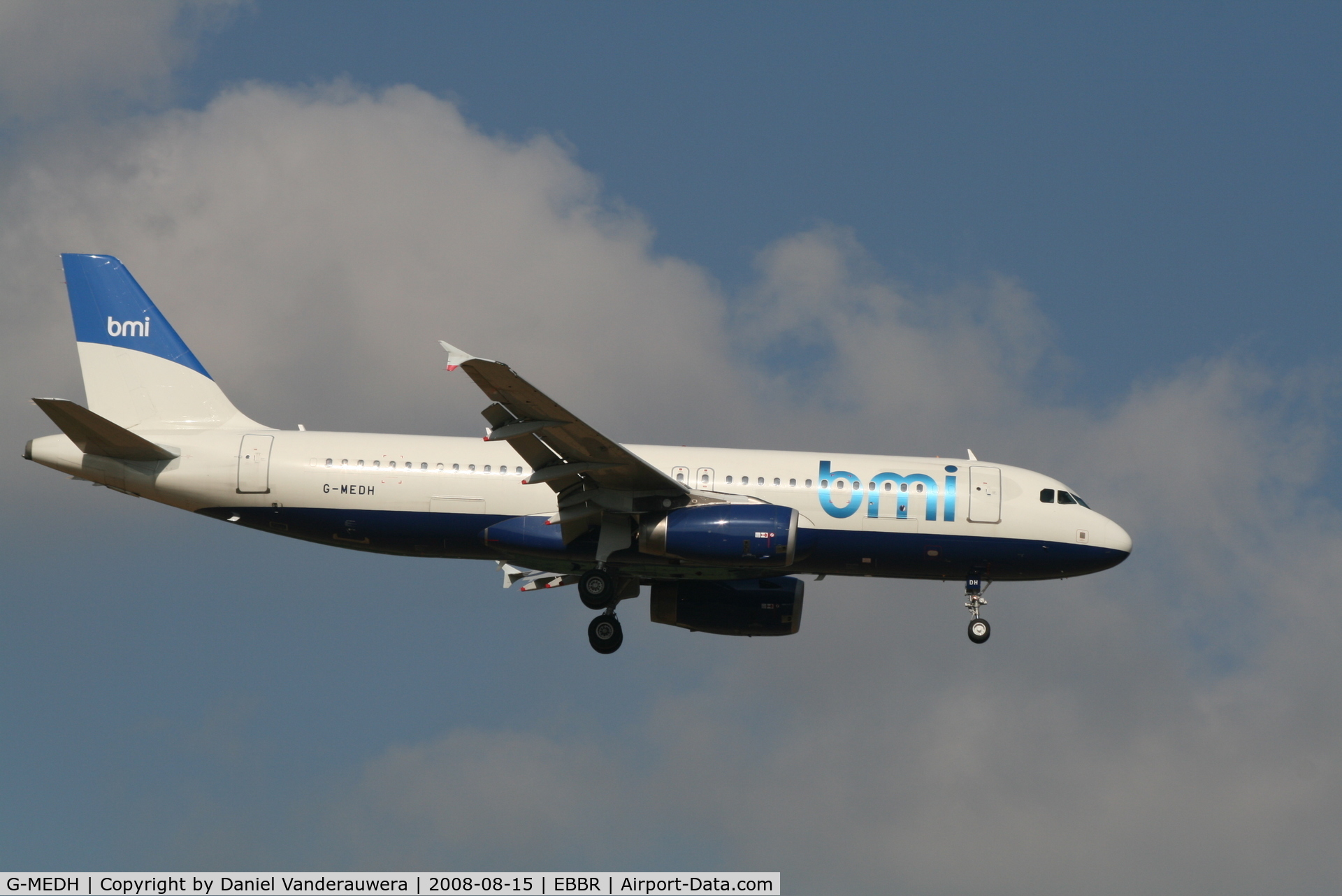 G-MEDH, 2003 Airbus A320-232 C/N 1922, arrival of flight BD145 to rwy 02