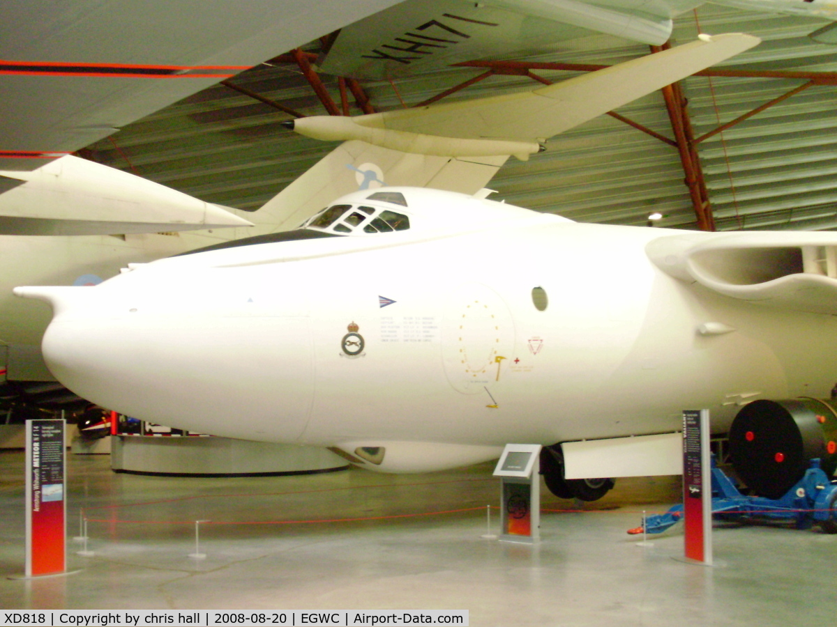 XD818, 1956 Vickers Valiant BK.1 C/N Not Found XD875, Royal Air Force Museum