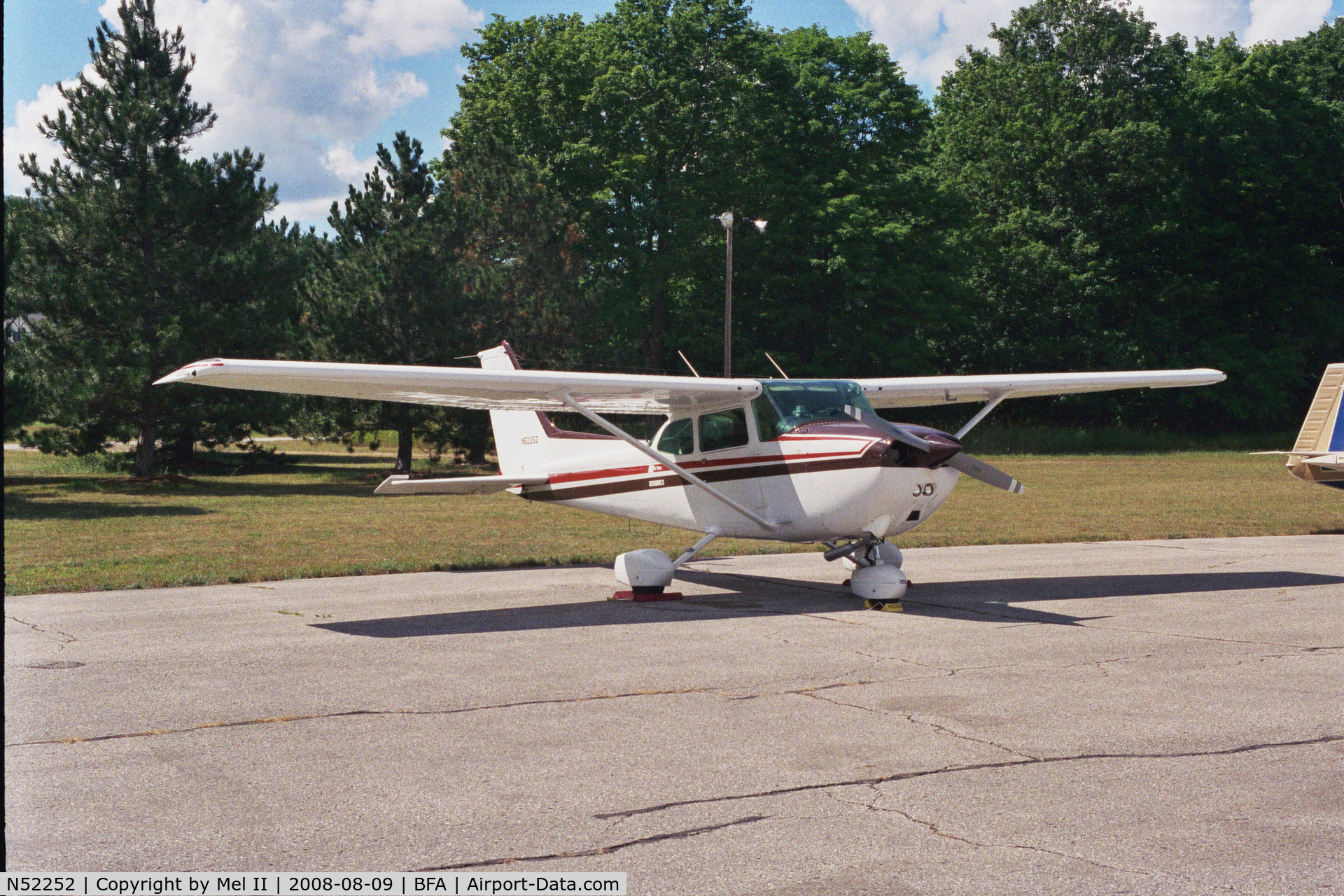 N52252, 1980 Cessna 172P C/N 17274461, Parked @ Boyne Mountain Airport (BFA)