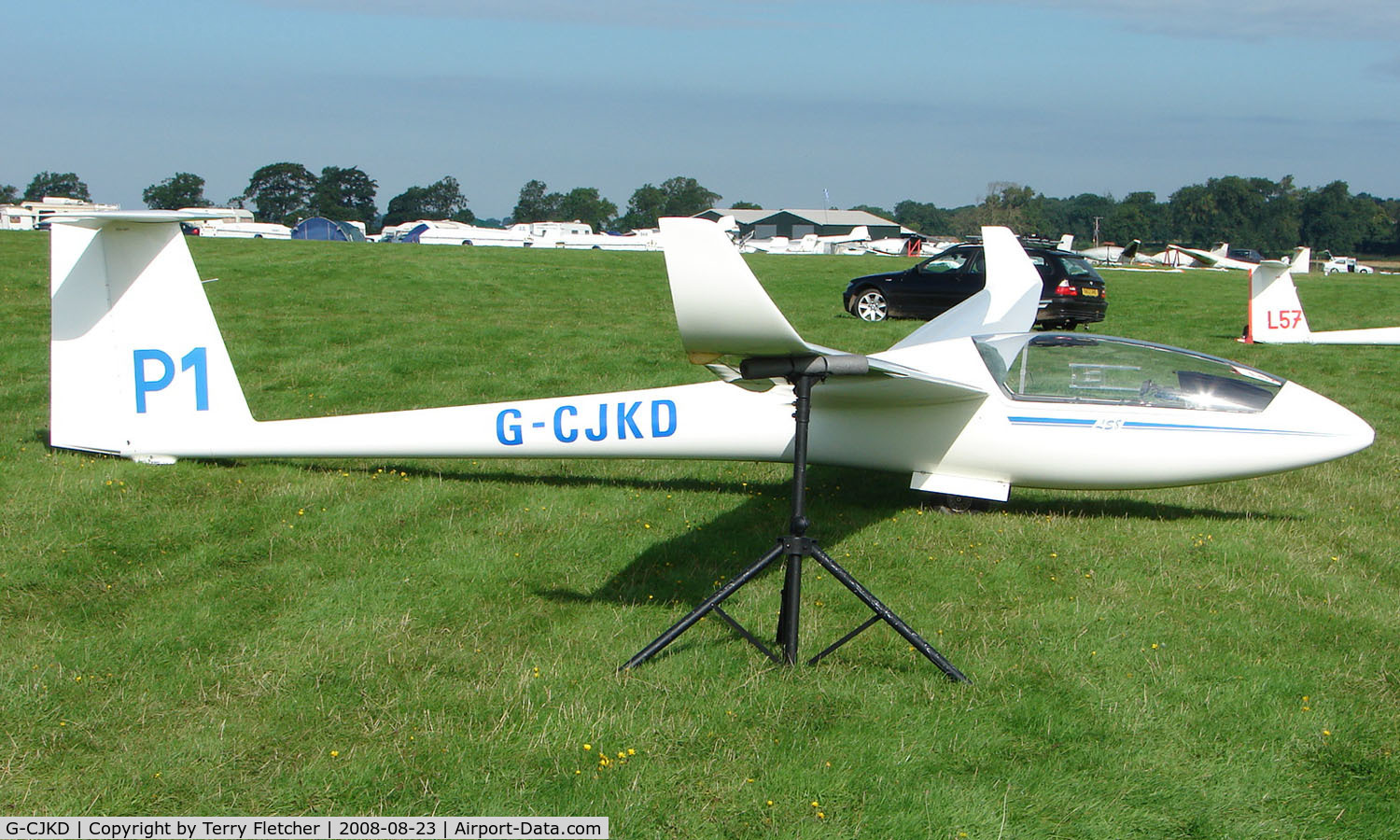 G-CJKD, 1998 Rolladen-Schneider LS-8-18 C/N 8215, Competitor in the Midland Regional Gliding Championship at Husband's Bosworth