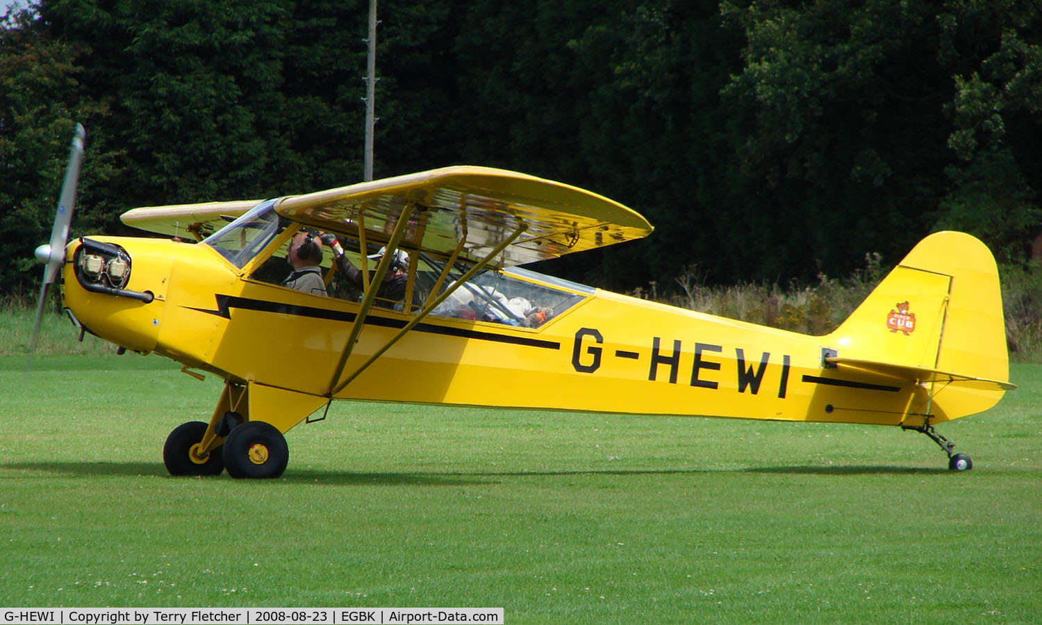G-HEWI, 1944 Piper L-4J Grasshopper (J3C-65D) C/N 12566, 1944 Piper Cub - Visitor to Sywell on 2008 Ragwing Fly-in day