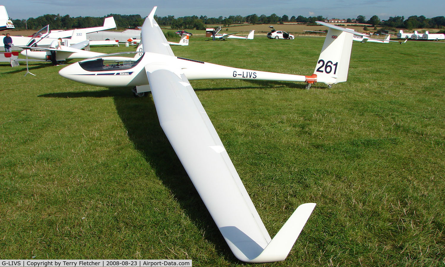 G-LIVS, 2005 Schleicher ASH-26E C/N 26228, Competitor in the Midland Regional Gliding Championship at Husband's Bosworth