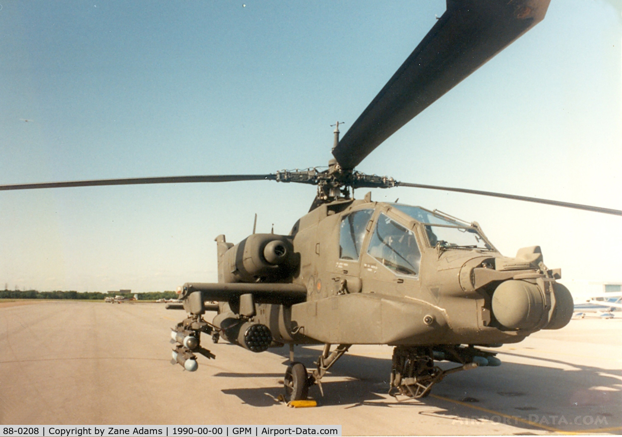 88-0208, 1988 McDonnell Douglas AH-64A Apache C/N PV538, At Grand Prairie Municipal