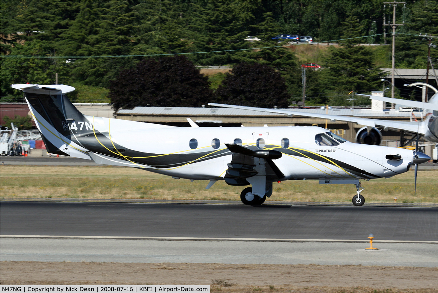 N47NG, 2007 Pilatus PC-12/47E C/N 1001, Visitor