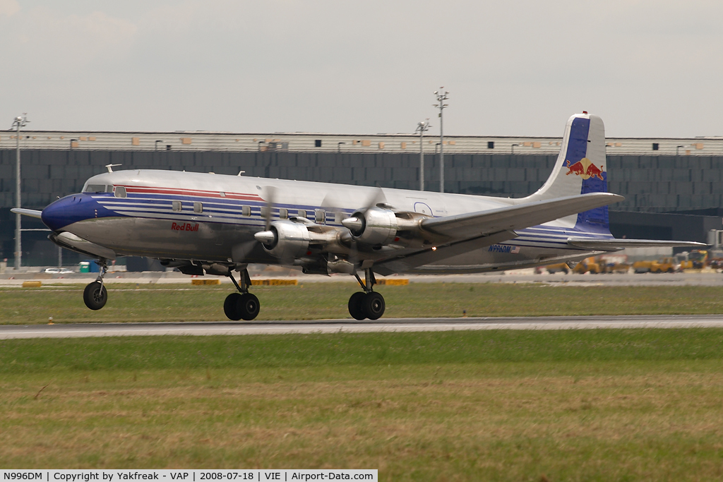 N996DM, 1958 Douglas DC-6B C/N 45563, Red Bull DC6