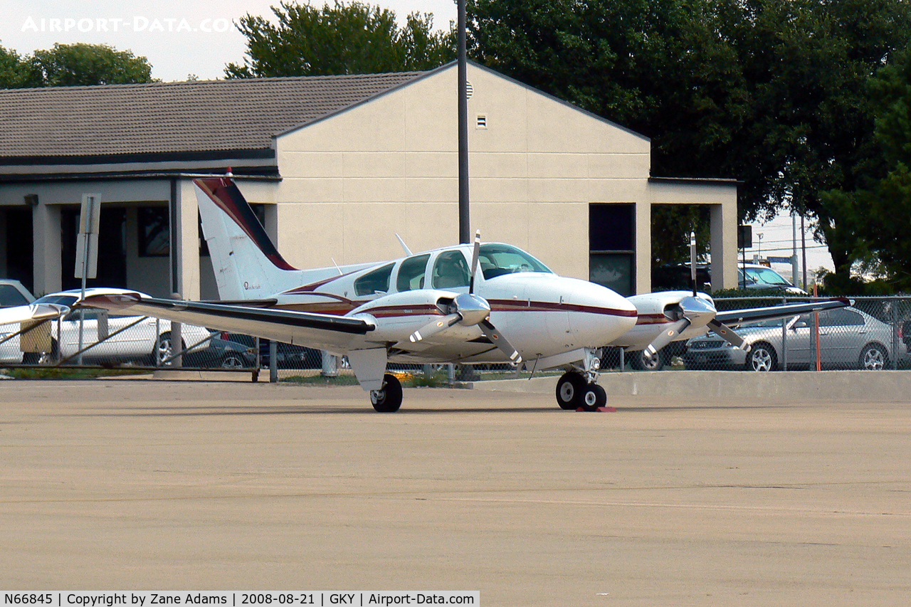 N66845, 1979 Beech 95-B55 (T42A) Baron C/N TC-2287, At Arlington Municipal