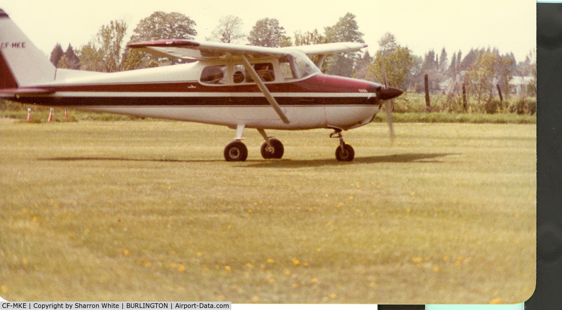 CF-MKE, 1960 Cessna 172A C/N 47393, Burlington Air Park