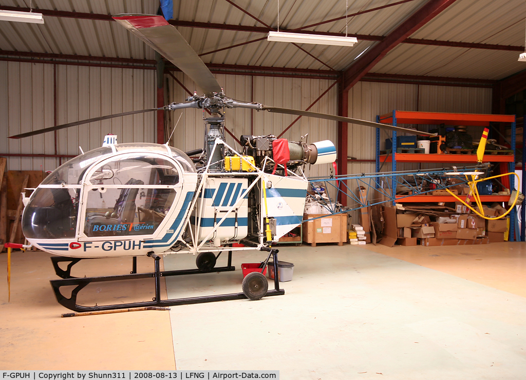 F-GPUH, Eurocopter SE-313B Alouette II C/N 1523, Parked inside Midair hangar...
