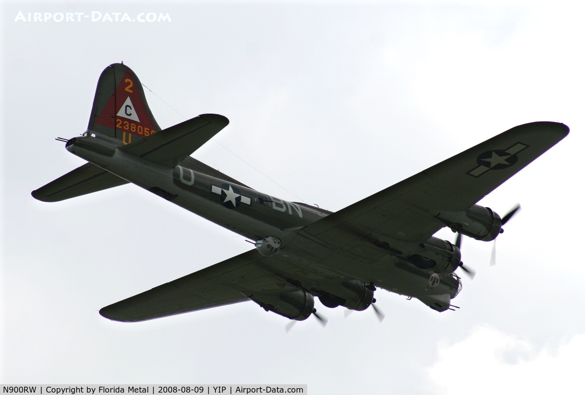 N900RW, 1944 Boeing B-17G Flying Fortress C/N 8627, B-17 Thunderbird