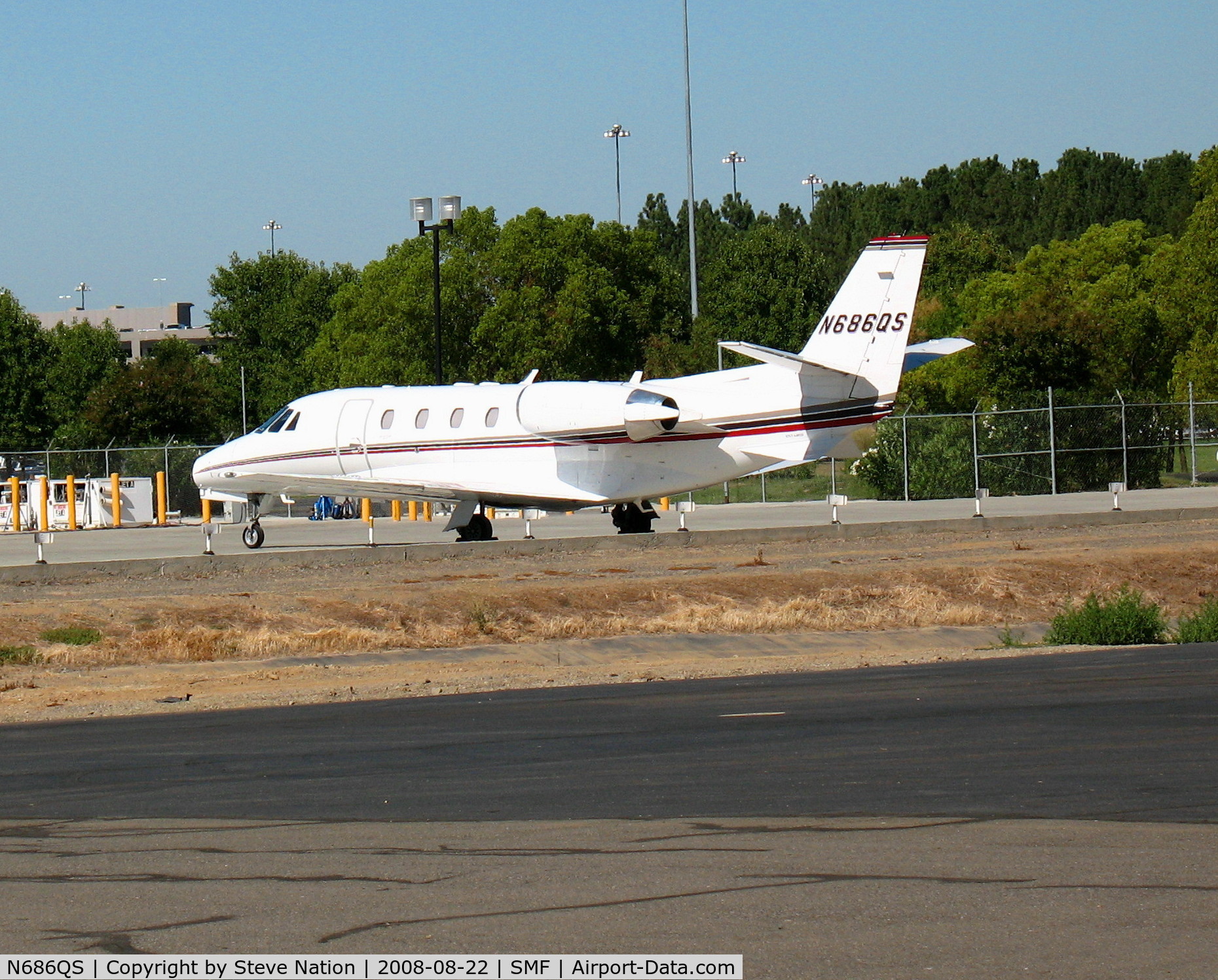 N686QS, 2006 Cessna 560XL C/N 560-5661, Netjets 2006 Cessna 560XL @ Sacramento Int'll Airport, CA