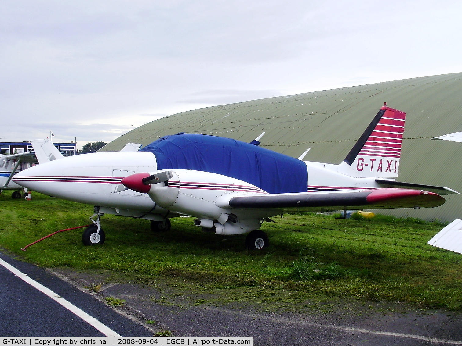 G-TAXI, 1973 Piper PA-23-250 Aztec E C/N 27-7305085, Previous ID: N40270