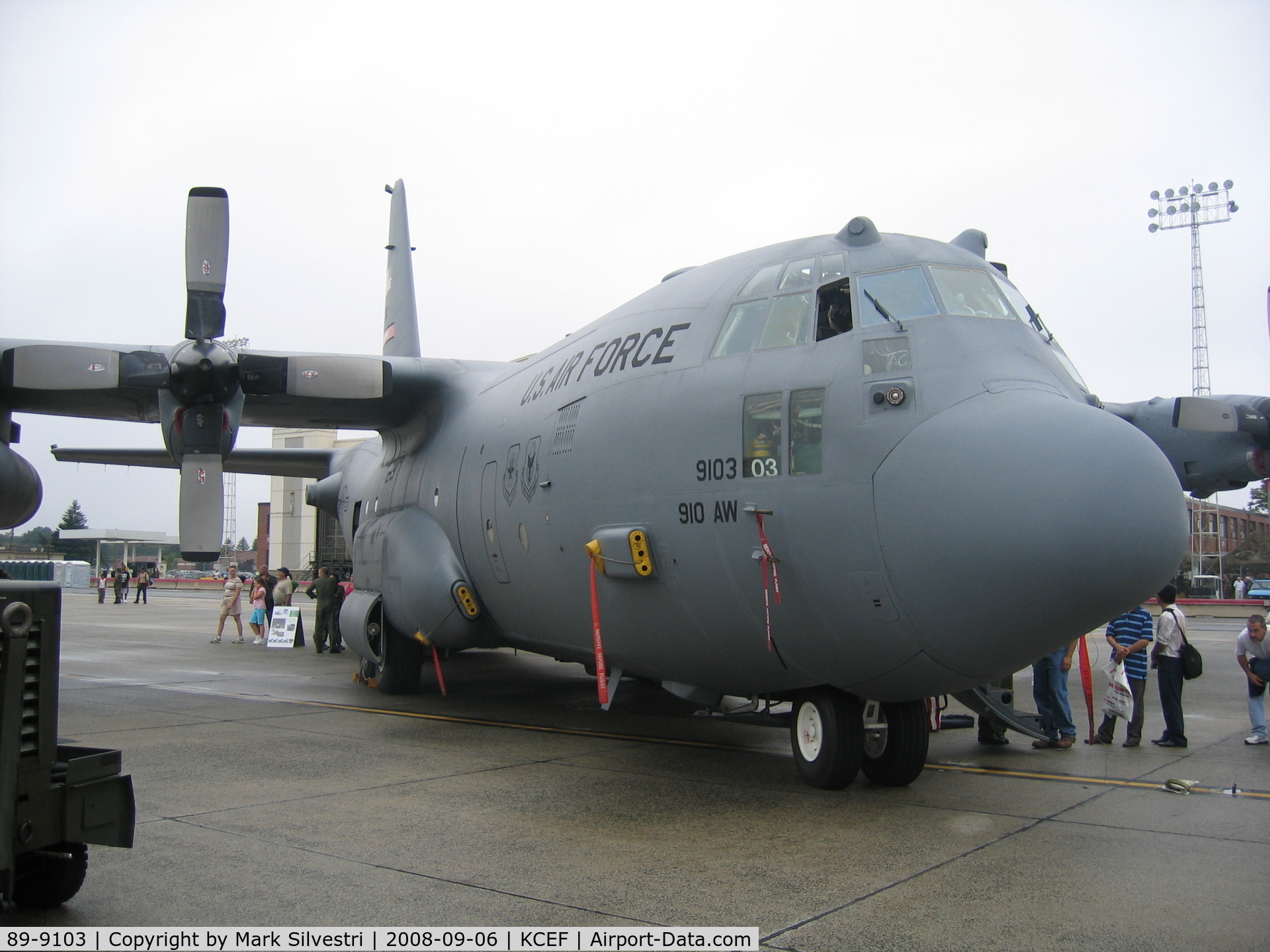 89-9103, Lockheed C-130H Hercules C/N 382-5218, Westover ARB 2008