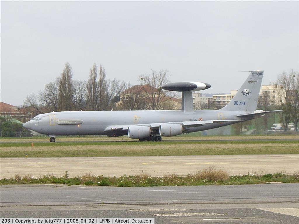 203, 1990 Boeing E-3F Sentry C/N 24117, E-3F 203 use by 36eme EDCA during engine test