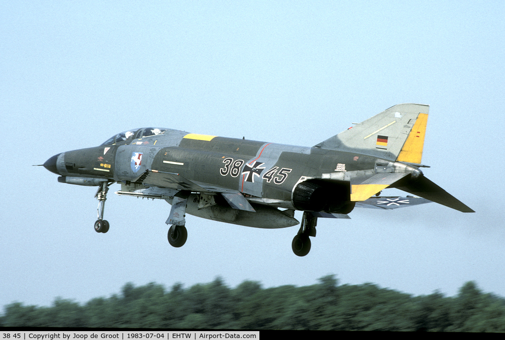 38 45, 1972 McDonnell Douglas F-4F Phantom II C/N 4740, In the early eighties some Phantoms still had their original colours.