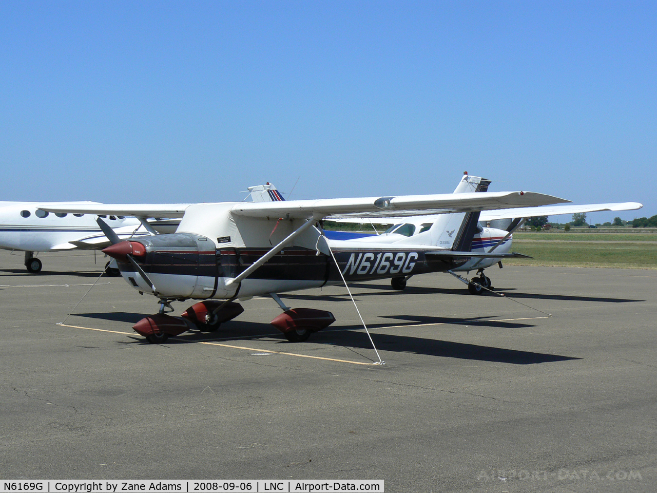N6169G, 1969 Cessna 150K C/N 15071669, At Lancaster, TX