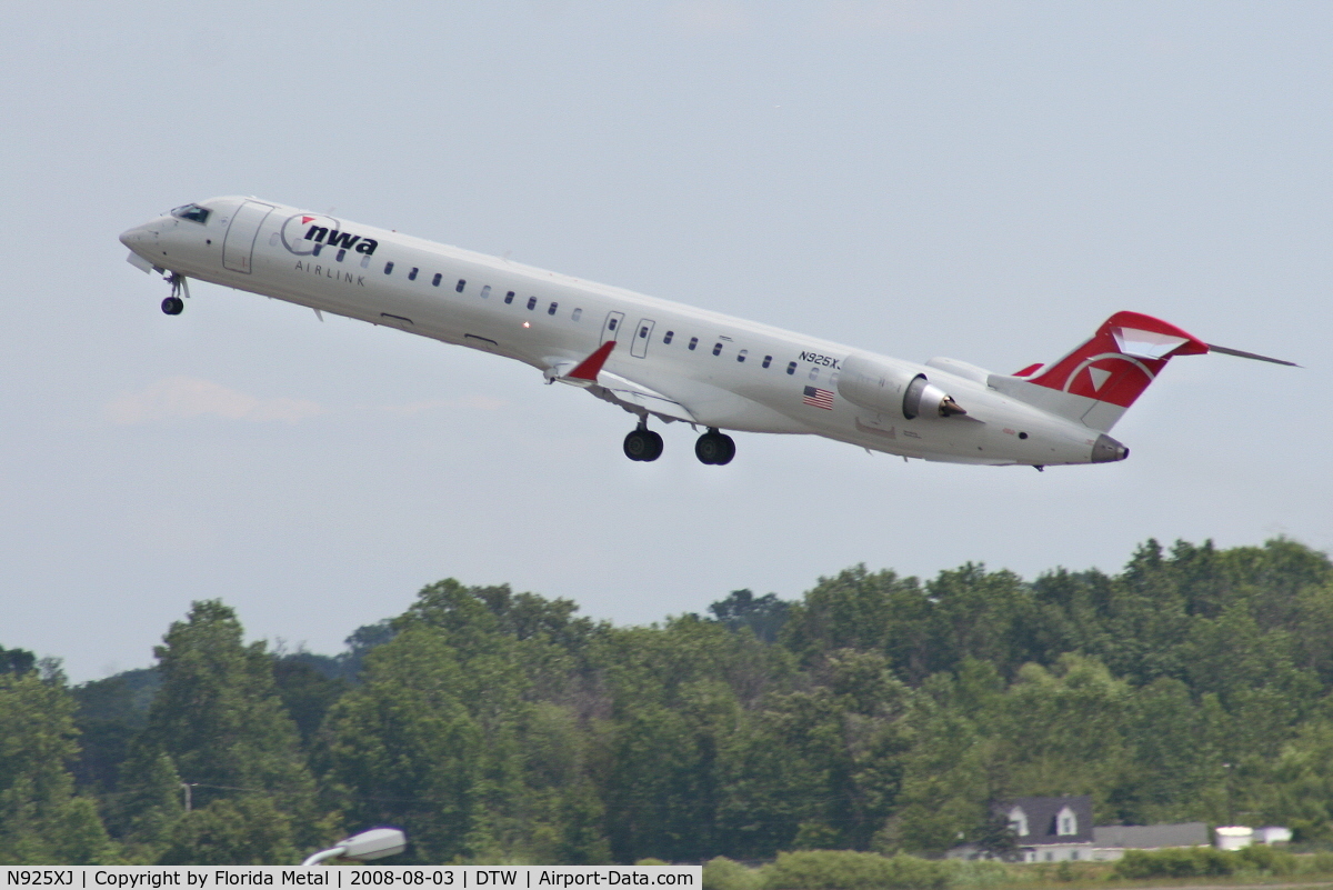 N925XJ, 2008 Canadair CRJ-900ER (CL-600-2D24) C/N 15183, Mesaba CRJ-900