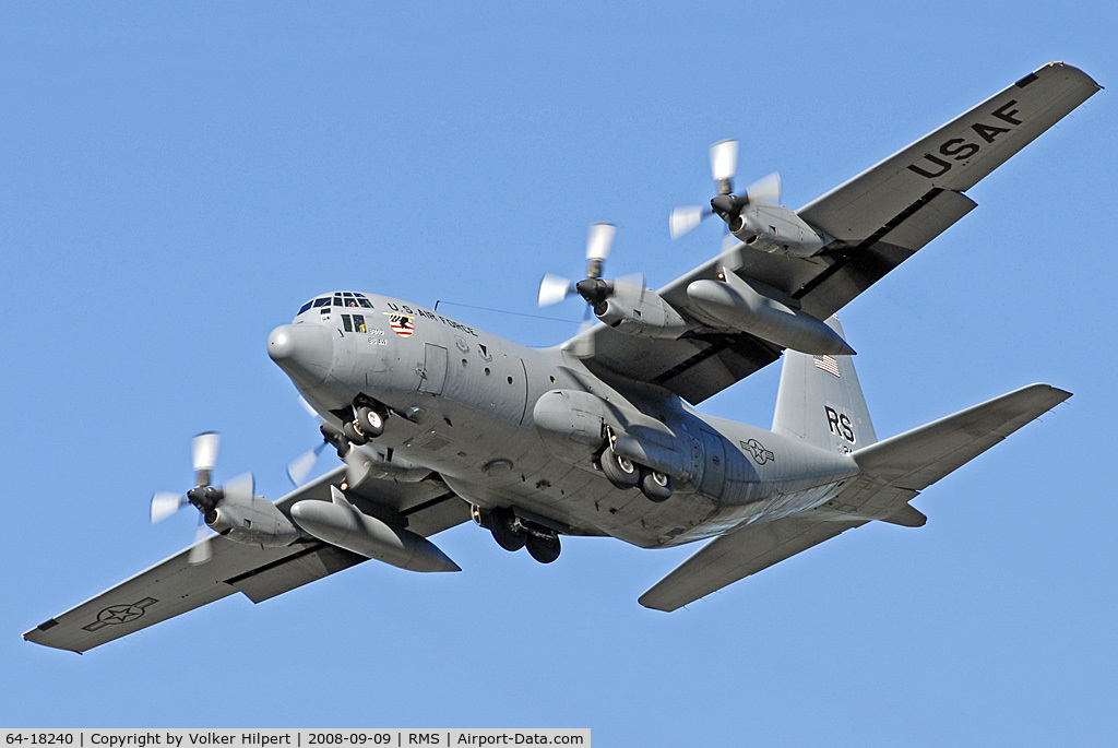 64-18240, Lockheed C-130E Hercules C/N 382-4105, on final at RMS