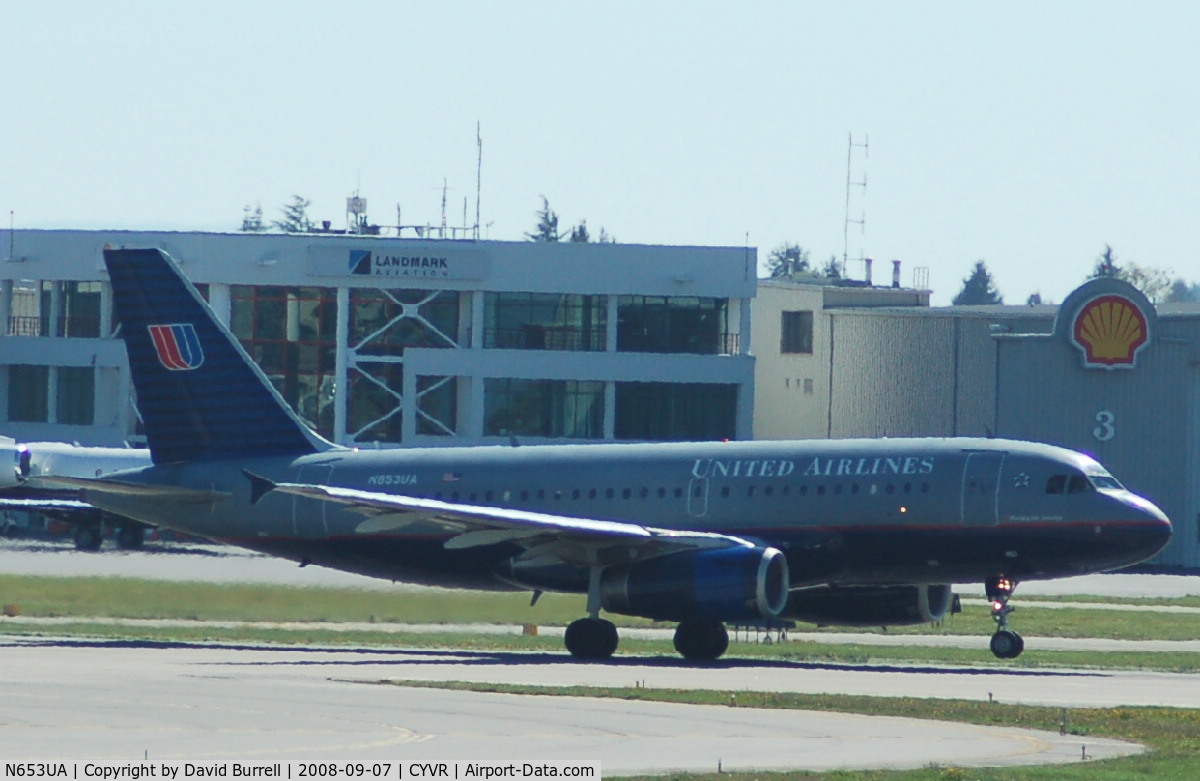 N653UA, 1992 Boeing 767-322 C/N 25391, United Airlines - Taking Off