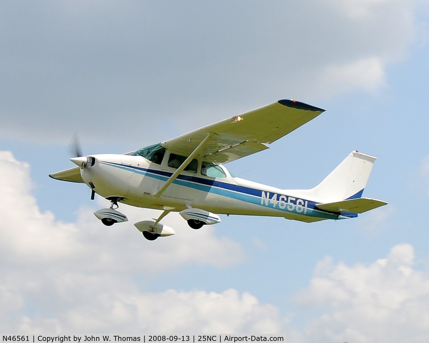 N46561, 1968 Cessna 172K Skyhawk C/N 17257352, Smith's Fly-In