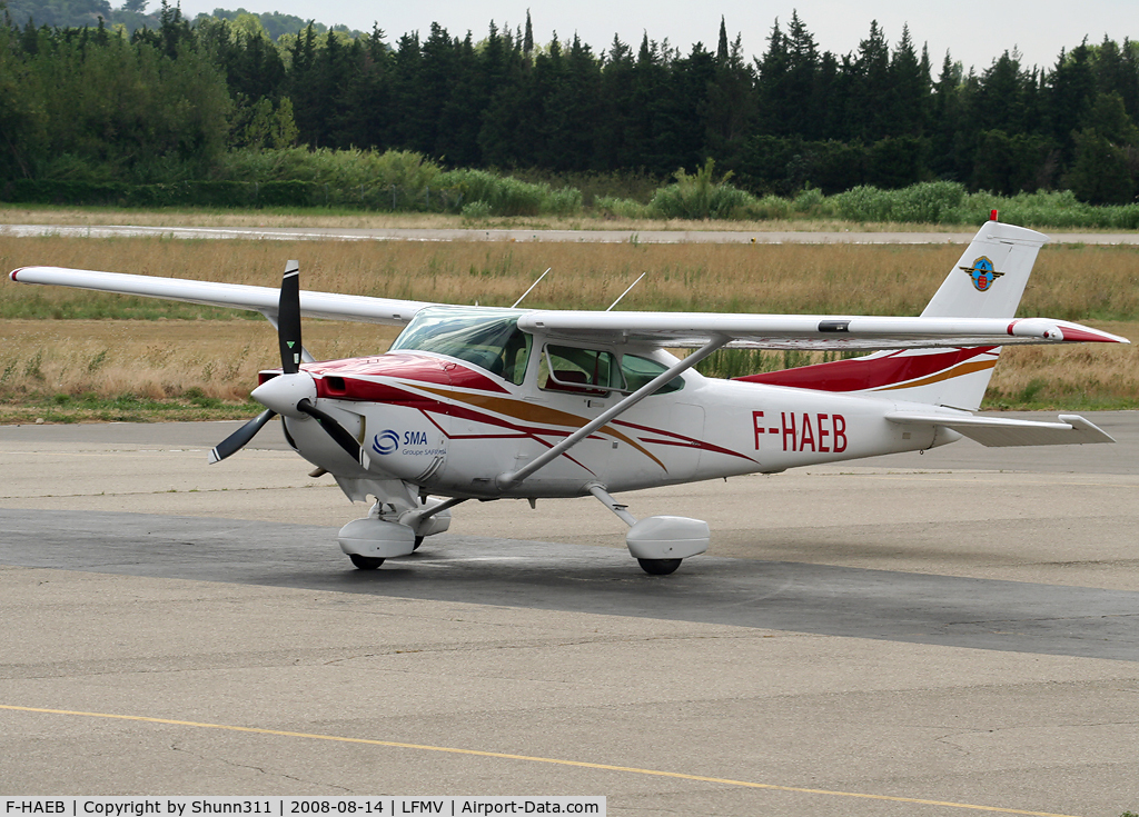 F-HAEB, 1983 Cessna 182R Skylane C/N 18268316, Parked at the Airclub...